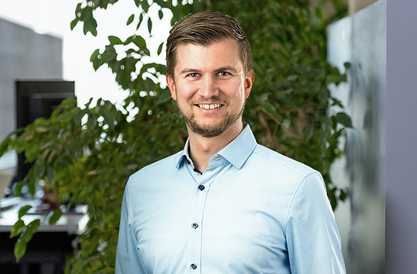 Lukas Senn, Geschäftsführer